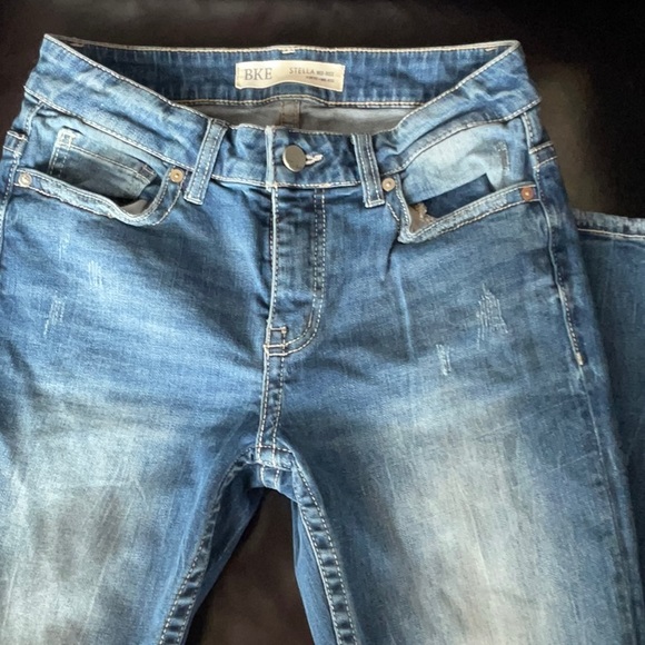 BKE Cropped Jeans - Picture 2 of 4